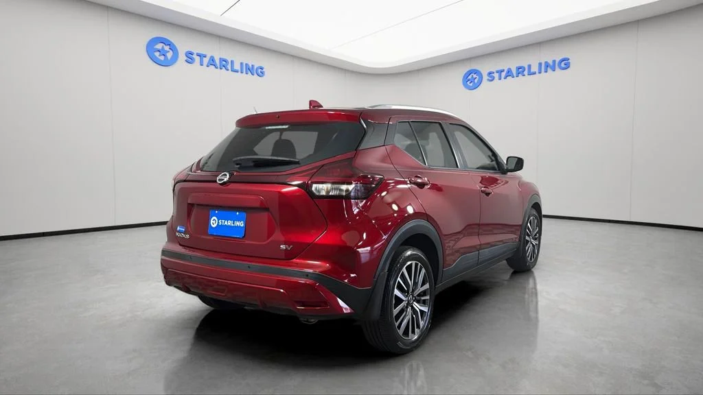 Used 2021 Red Nissan SV Xtronic CVT image 8