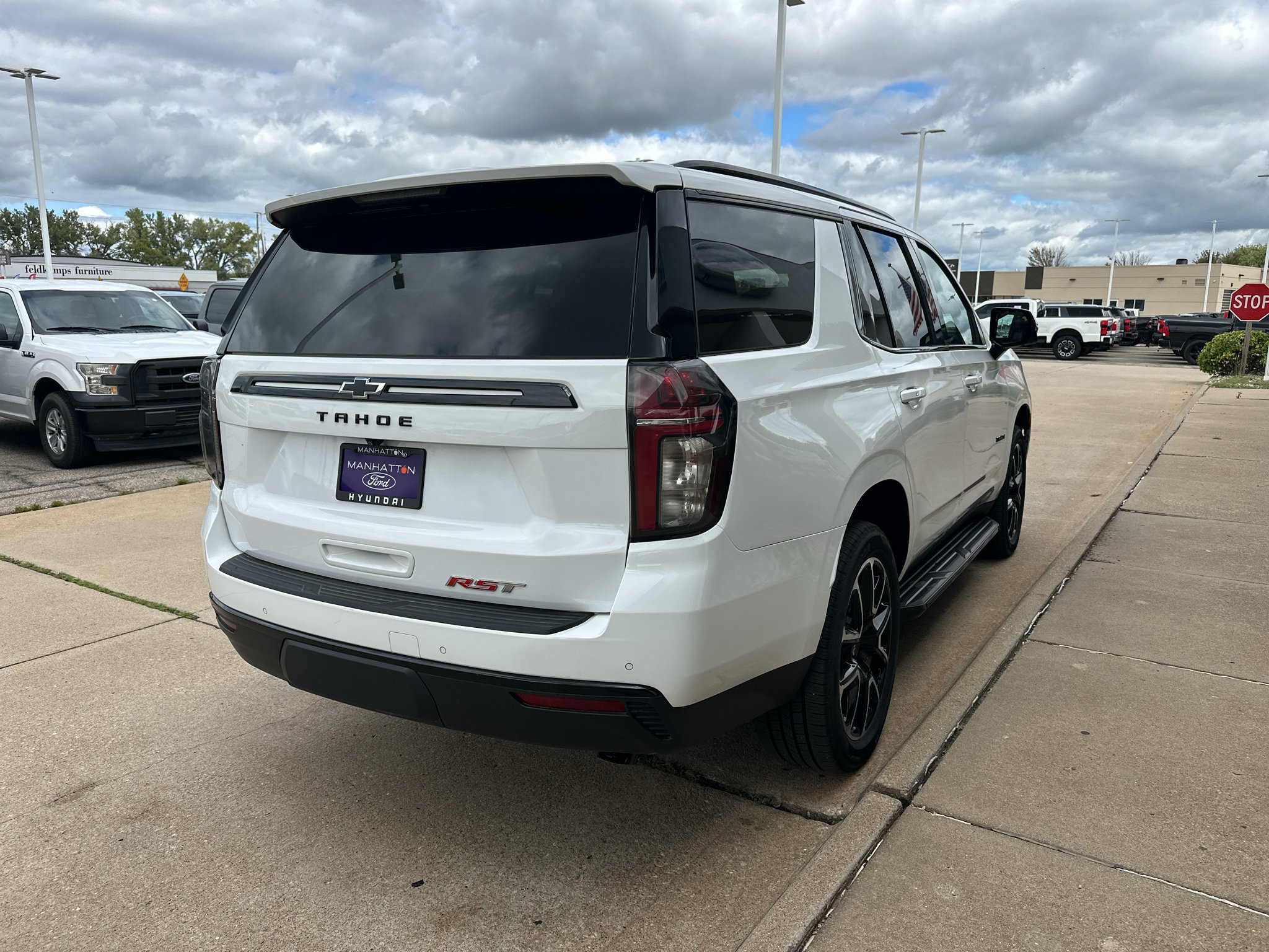 Used 2023 Summit White Chevrolet RST image 10