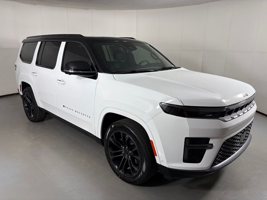 New 2026 Bright White Clear-Coat Exterior Paint Jeep Summit Reserve image 2