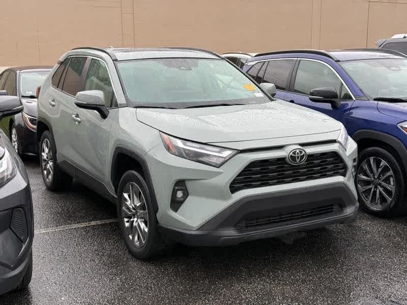 2023 Toyota RAV4 XLE Premium