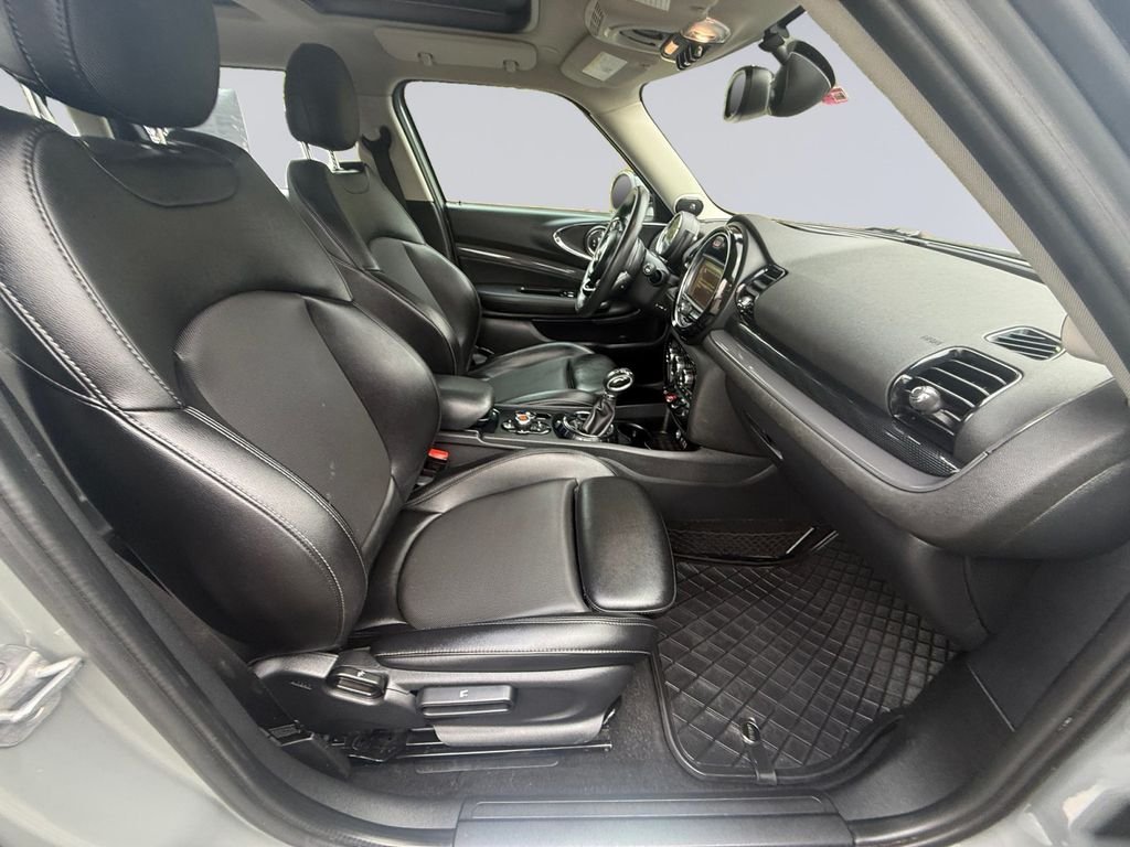 Used 2017 Gray MINI Clubman image 18