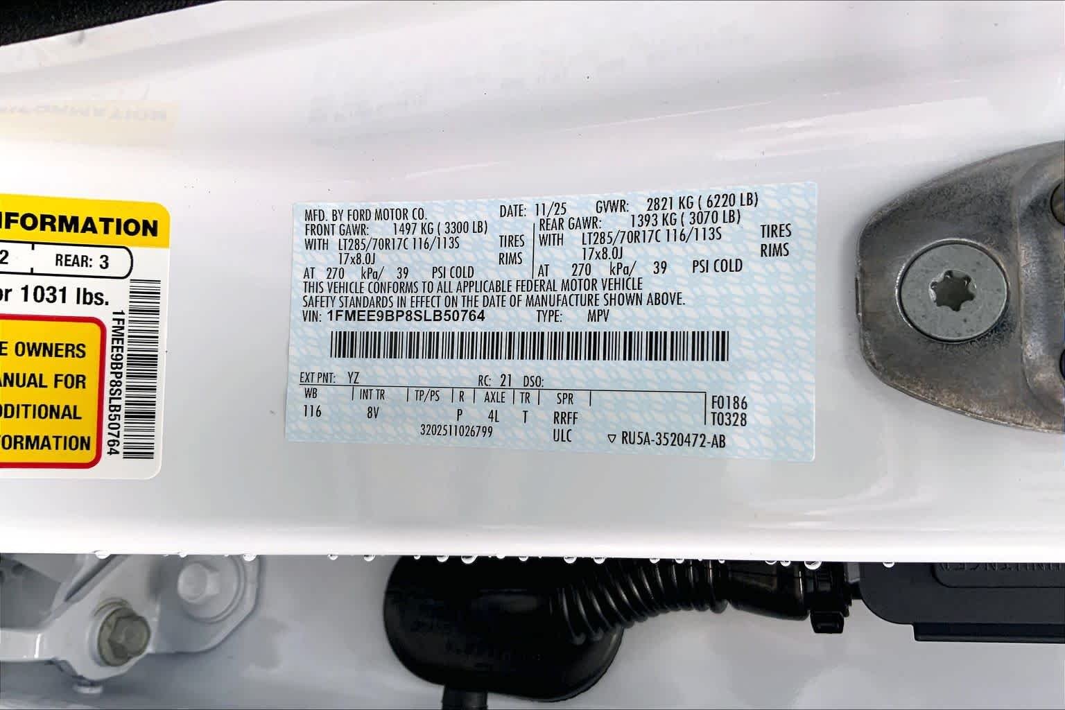 New 2025 Oxford White Ford Badlands® image 16
