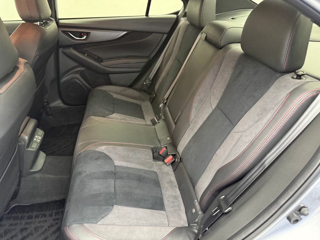 Used 2024 Ice Silver Metallic Subaru TR image 35