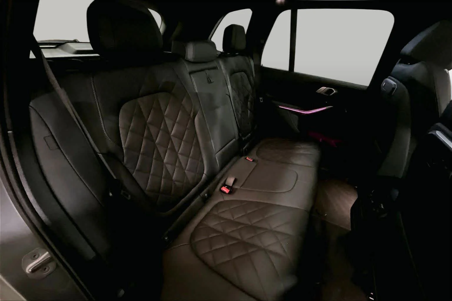 Certified Used 2024 Skyscraper Grey Metallic BMW xDrive40i image 19