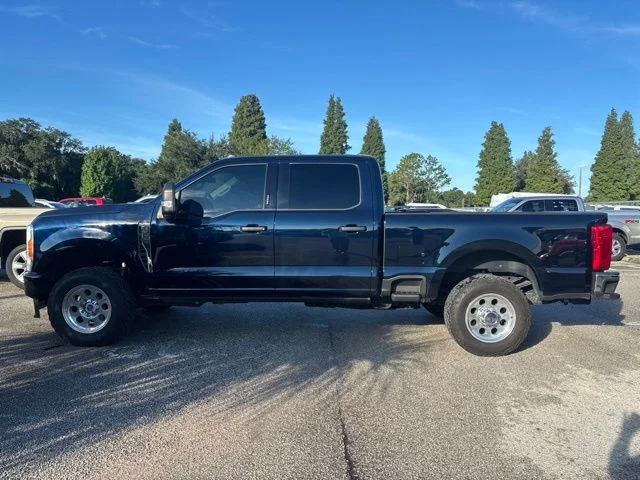 Used 2023 Blue Ford XLT image 8