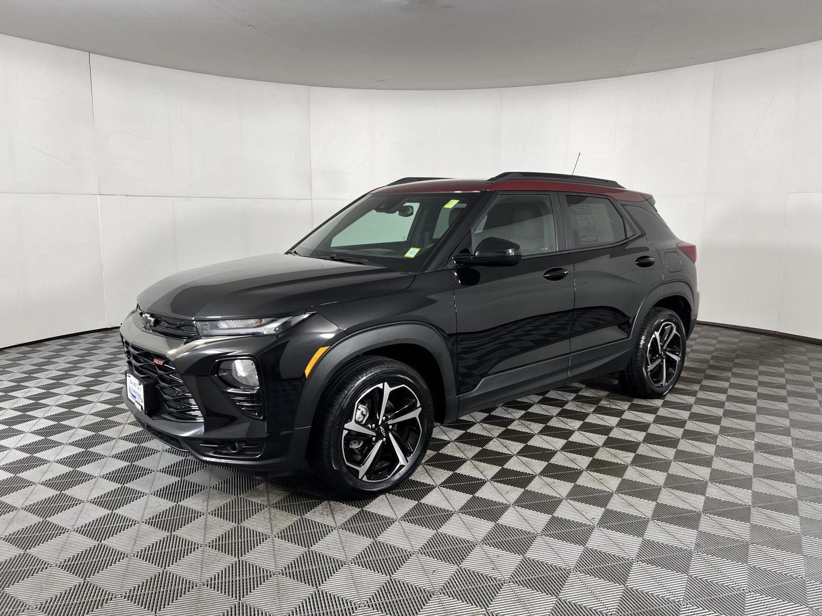 Used 2022 Mosaic Black Metallic Chevrolet RS image 20