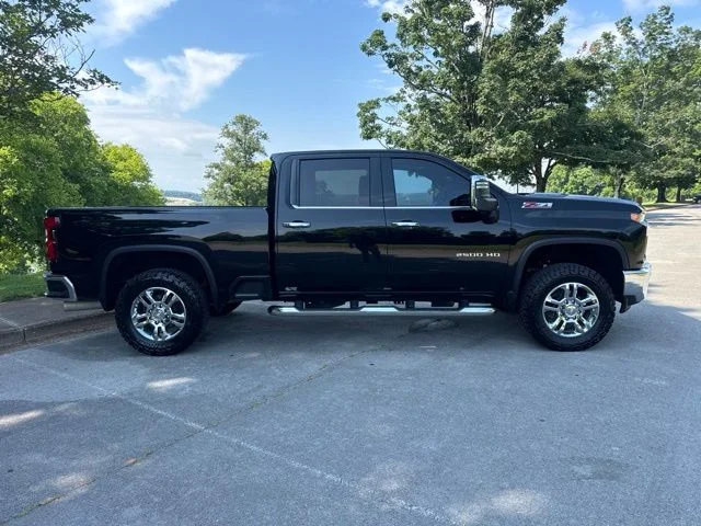 Used 2020 Black Chevrolet LTZ image 8