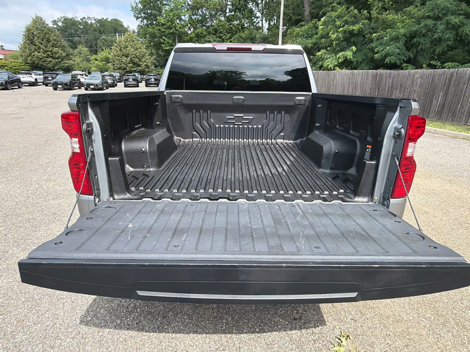Used 2023 Sterling Gray Metallic Chevrolet LT image 9