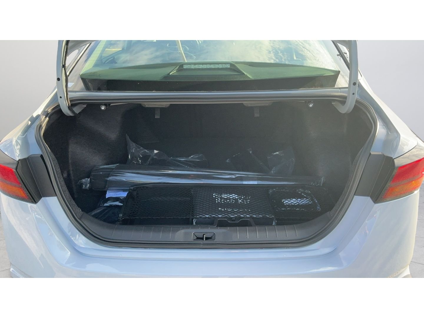 New 2026 Gray Nissan 2.5 SR image 15