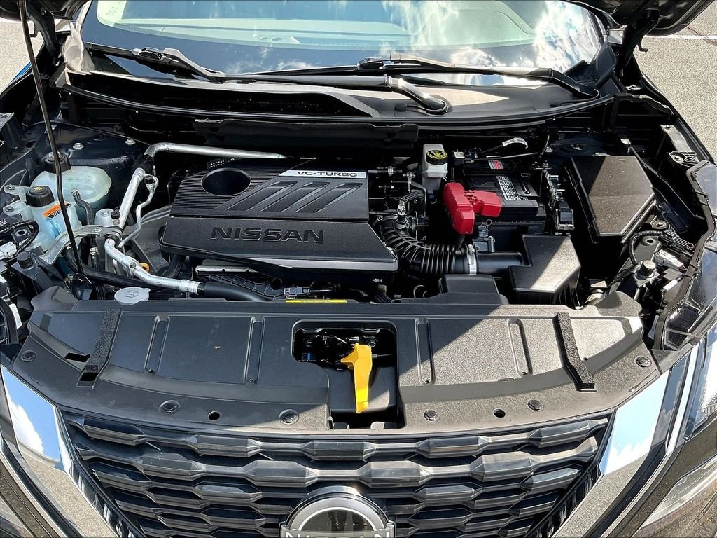 Used 2023 Black Nissan SL image 32