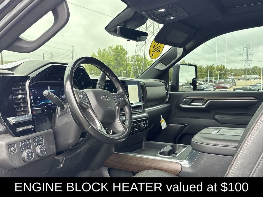 Used 2024 Black Chevrolet High Country image 14