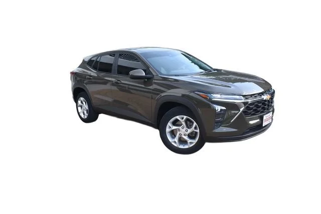 Used 2024 Chevrolet Trax LS with VIN KL77LFE25RC035189 for sale in Cottondale, AL