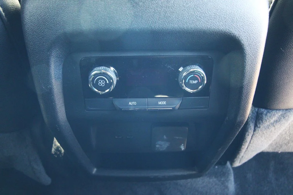 Used 2025 Gray Chevrolet LT image 35