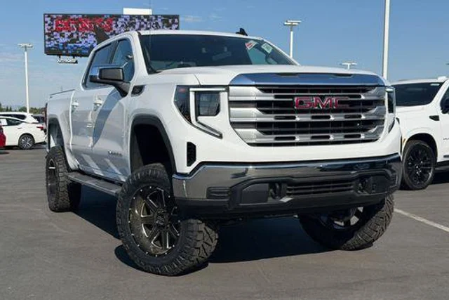 2026 GMC Sierra 1500 SLE