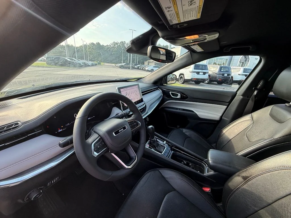 Used 2023 Gray Jeep Limited image 20