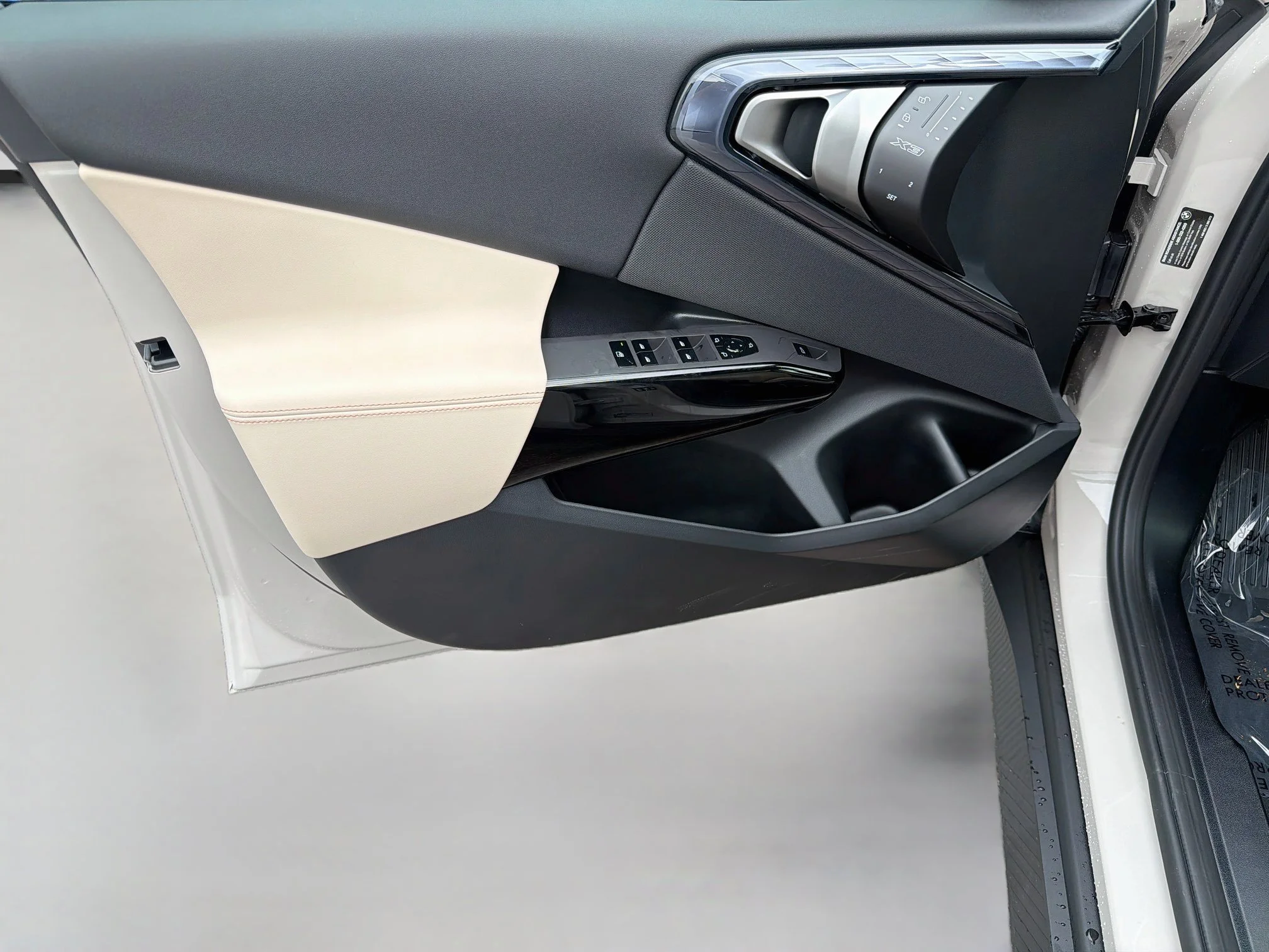 New 2026 Dune Grey Metallic BMW 30 xDrive image 22