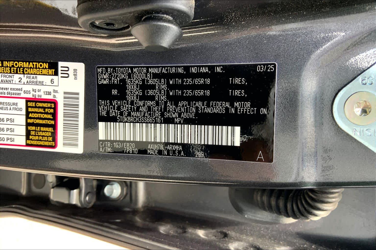 2025 Toyota Highlander XLE - Photo 35