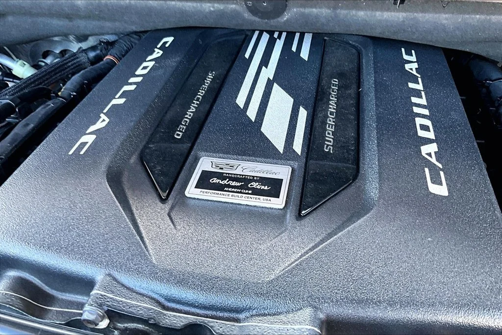 Used 2025 White Cadillac V-Series image 35