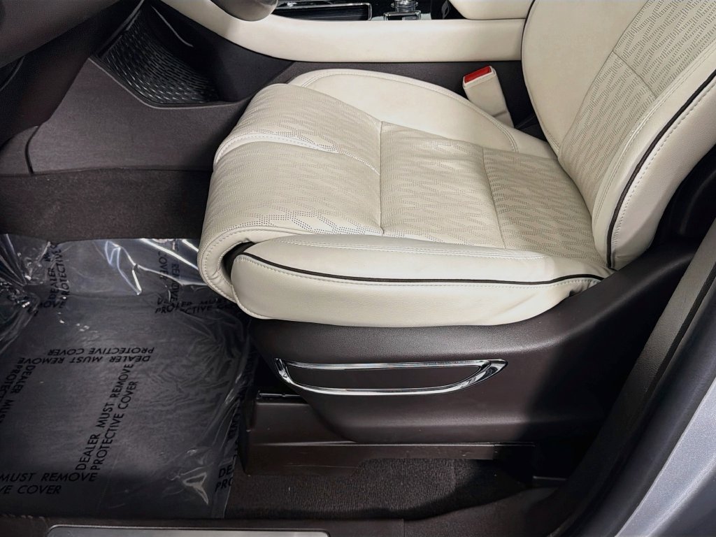 Used 2020 Radiance Metallic Lincoln Black Label image 20