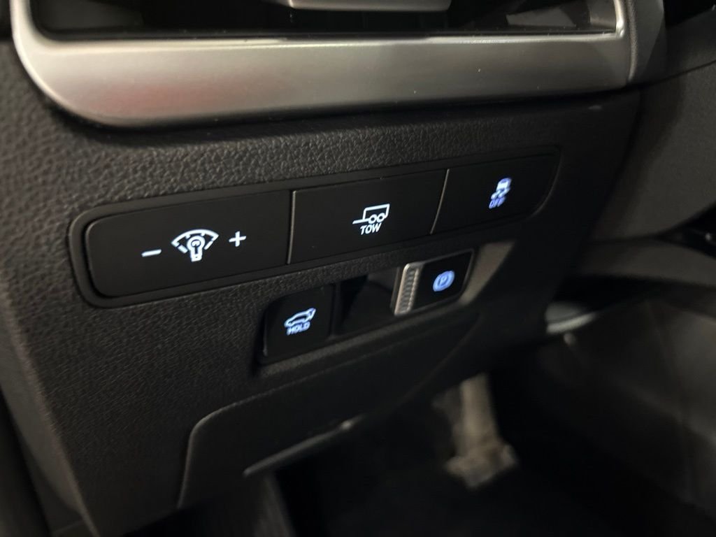 Used 2024 White Hyundai XRT image 14