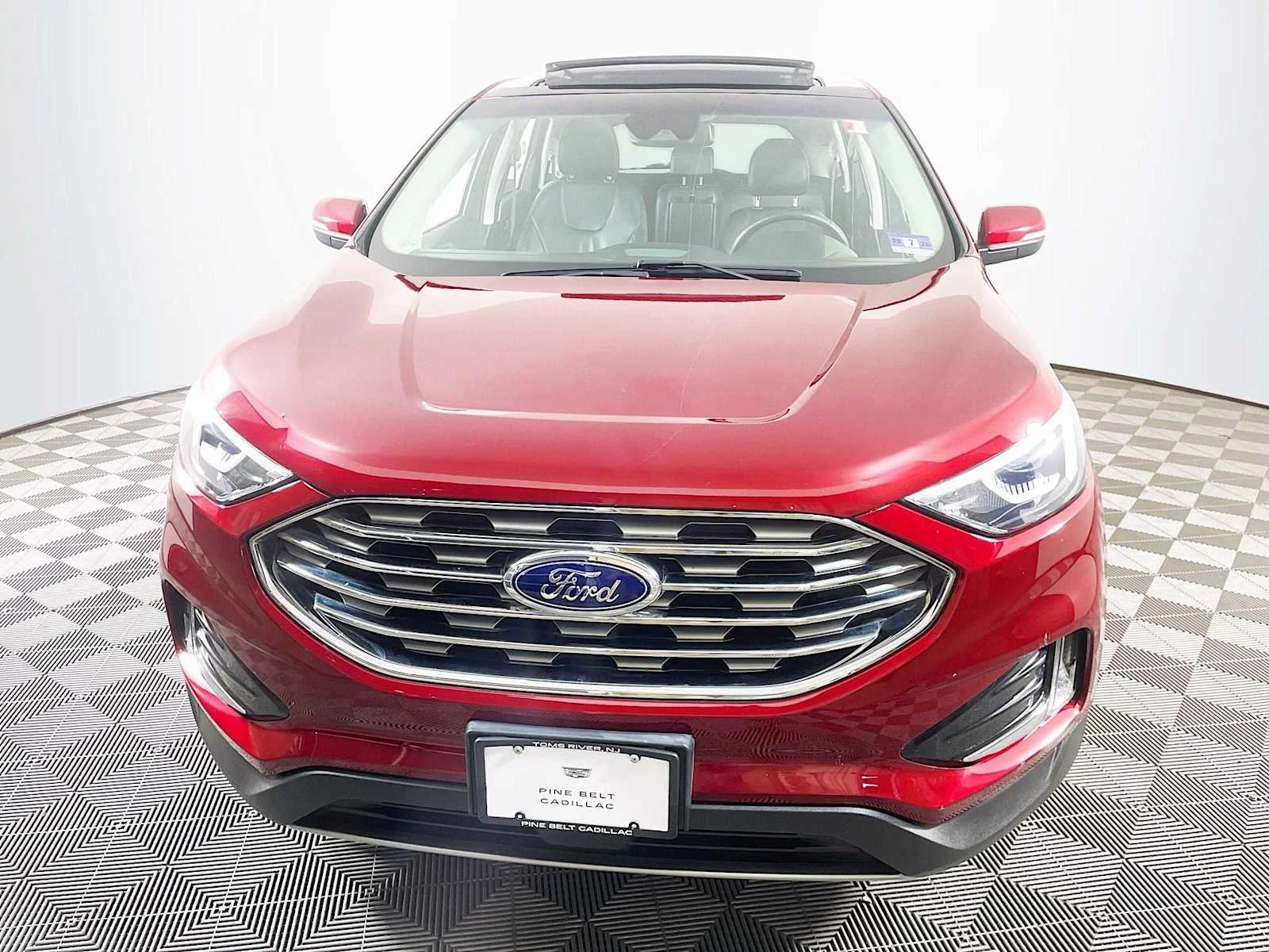 Used 2019  Ford Titanium image 2