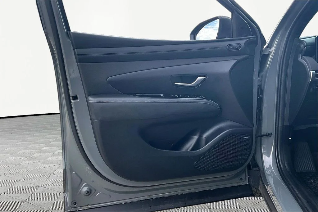 Used 2026 Hampton Gray Hyundai Limited image 24