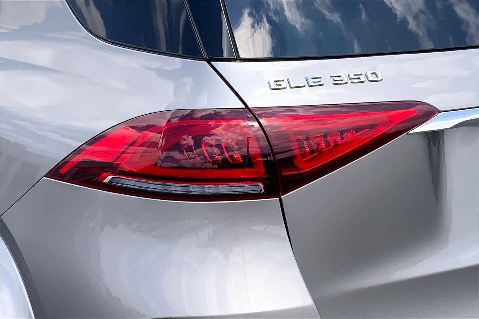Used 2022 Mojave Silver Metallic Mercedes-Benz GLE 350 image 29