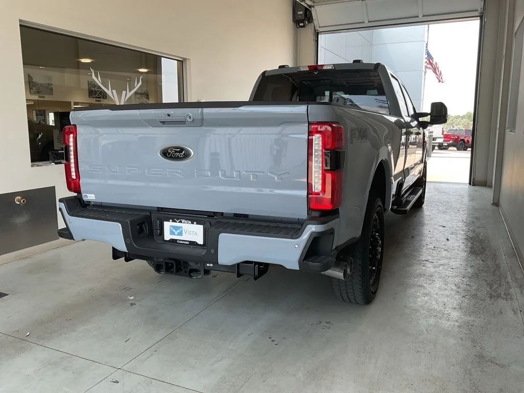 2026 Ford F-350 Super Duty Lariat - Photo 6