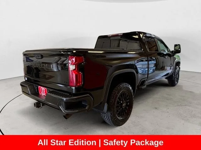 Used 2022 Black Chevrolet LT image 6
