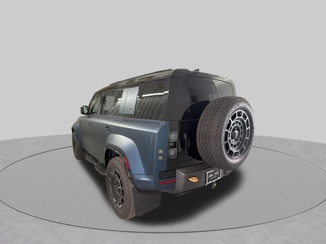 New 2026 Sargasso Blue Land Rover OCTA image 7