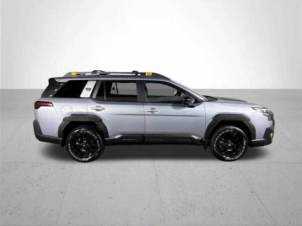 New 2026 ICE SILVER METALLIC Subaru Wilderness image 5