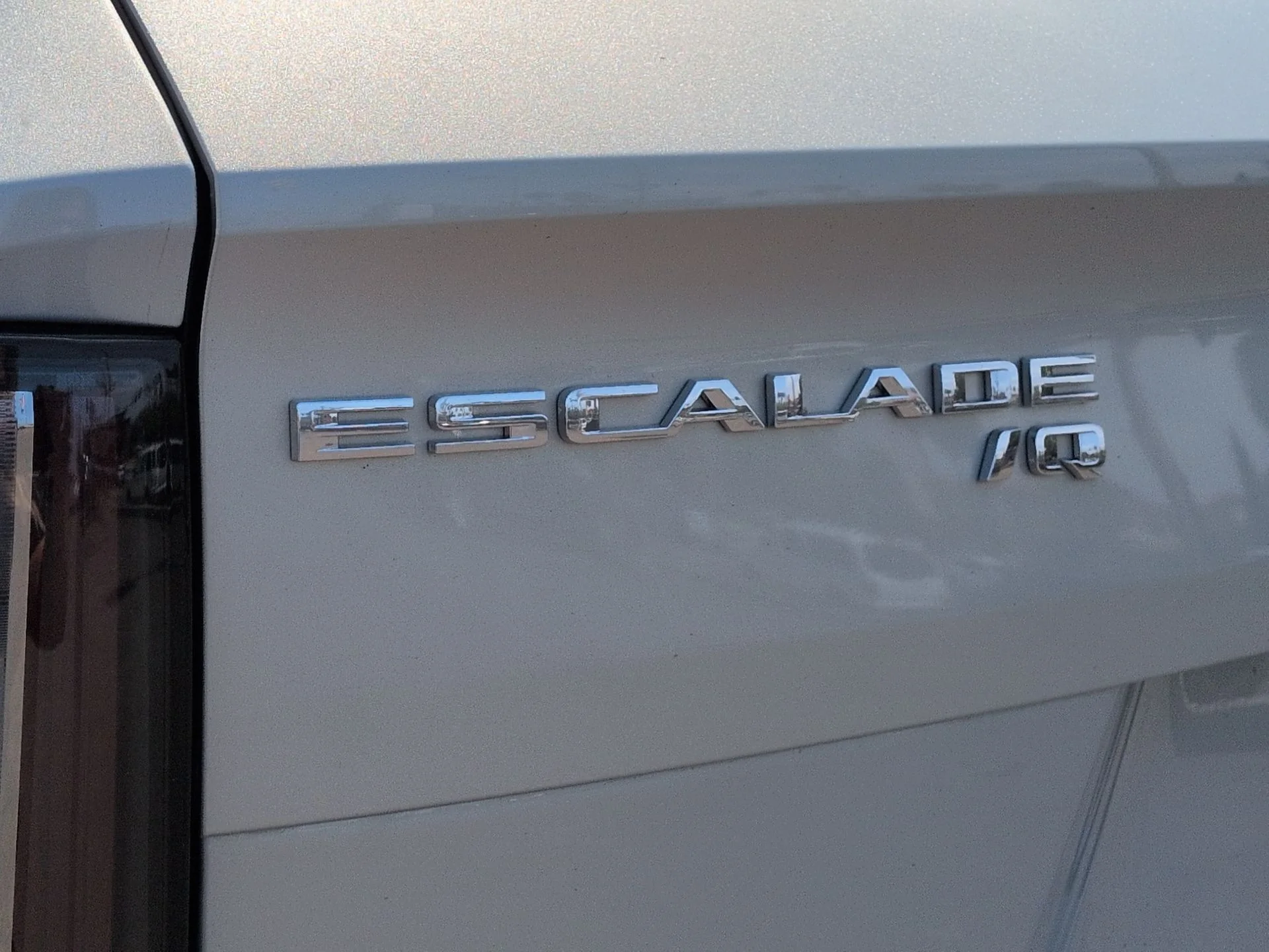Used 2025 Silver Cadillac Luxury 2 image 32