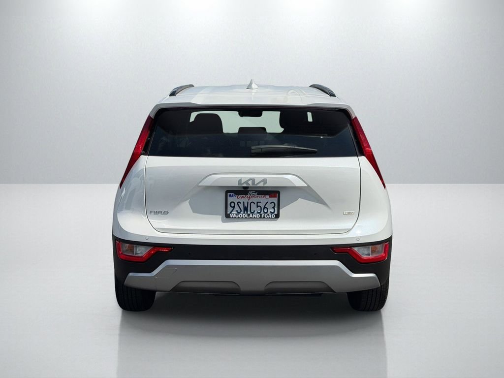 Used 2025 White Kia EX image 6