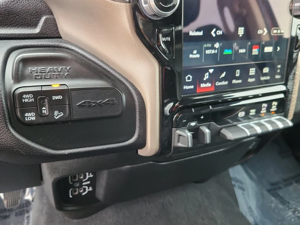Used 2022 Red Ram Laramie image 24