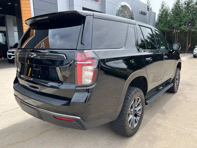 Used 2022 Black Chevrolet Z71 image 3