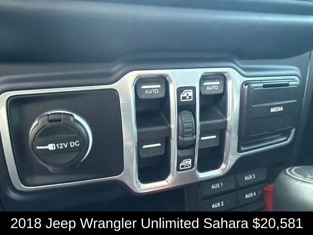 Used 2018 Crystal Metallic Jeep Unlimited Sahara image 28