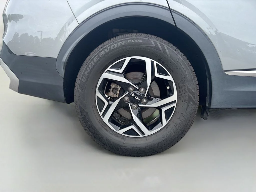 Used 2023 Steel Gray Kia LX image 13