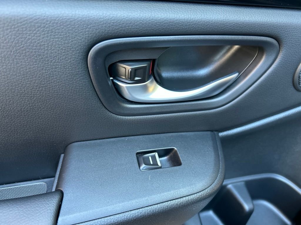 Used 2025 White Honda EX-L image 19