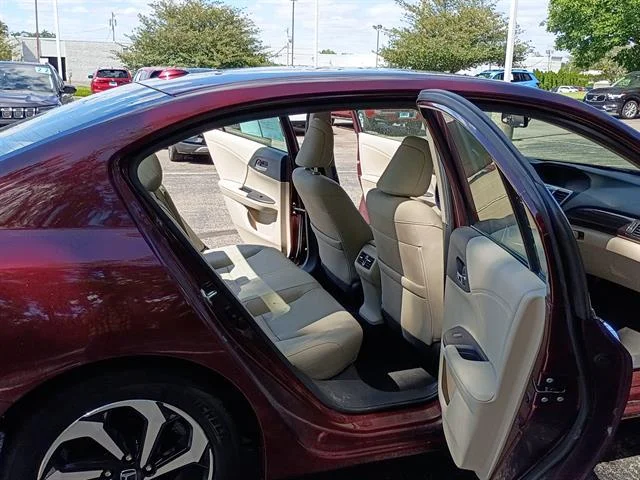 Used 2016 Basque Red Pearl II Honda EX-L V6 w/Navi w/Honda Sensing image 13
