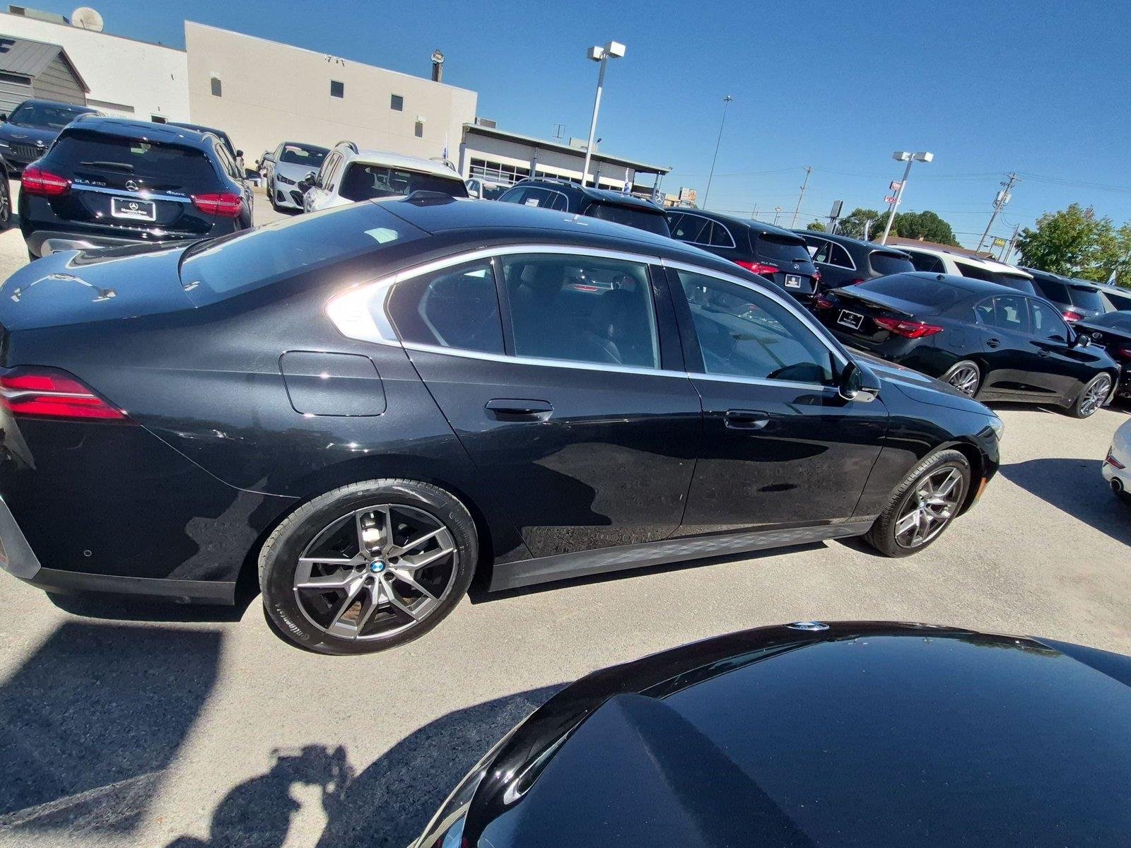 Used 2026 Black Sapphire Metallic BMW 530i image 6