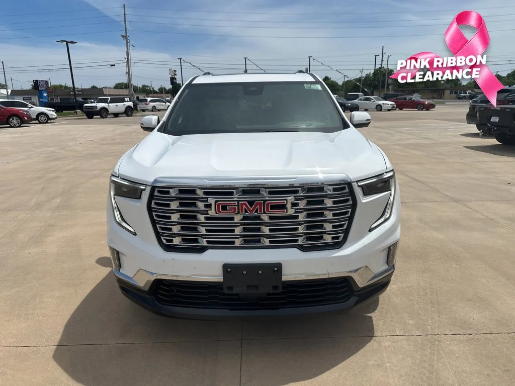 Used 2025 White GMC Denali image 29