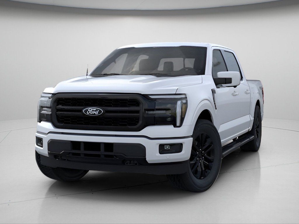 New 2026 Oxford White Ford LARIAT image 2