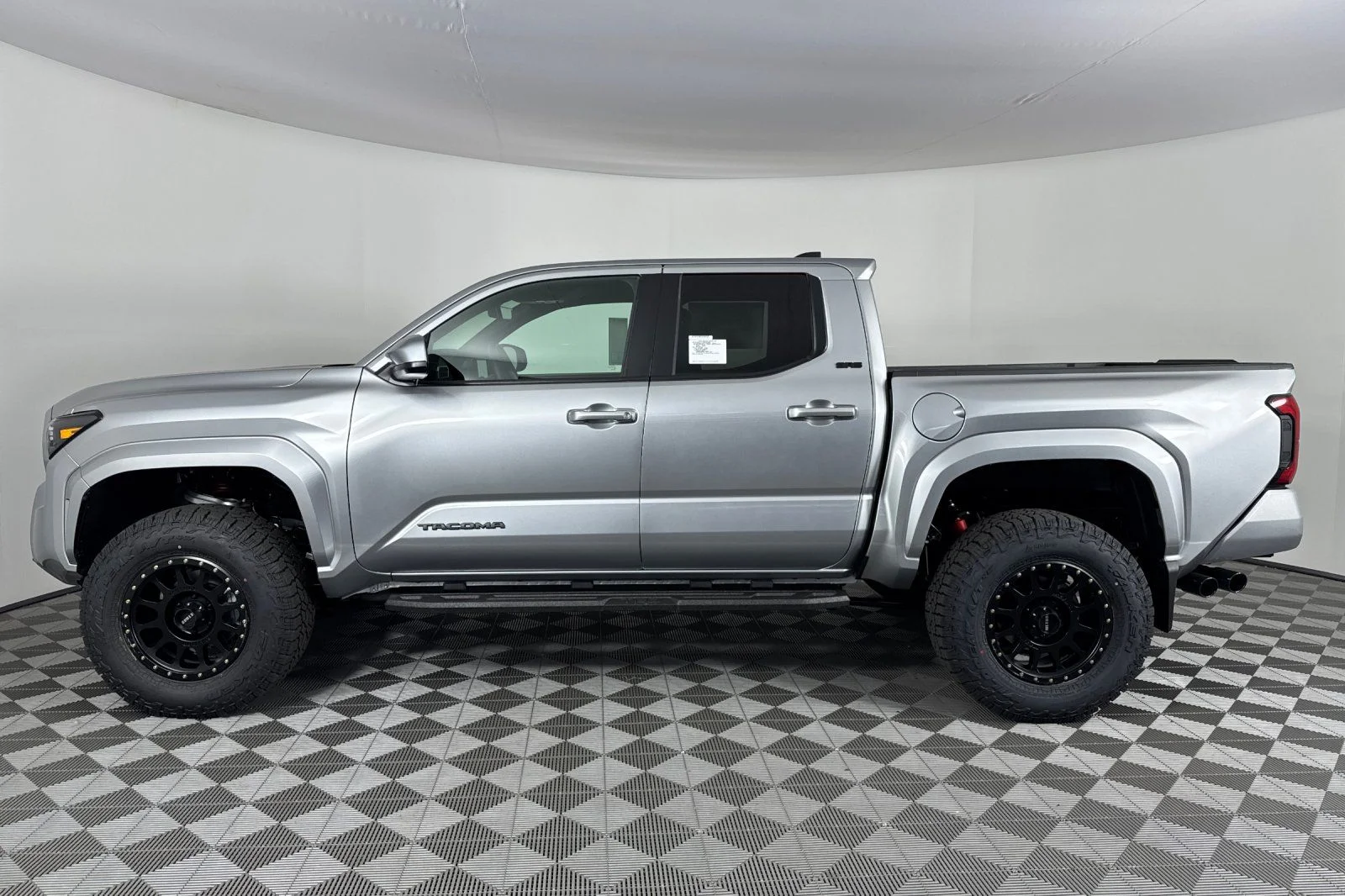 New 2025 Celestial Silver Metallic Toyota  SR5 image 7