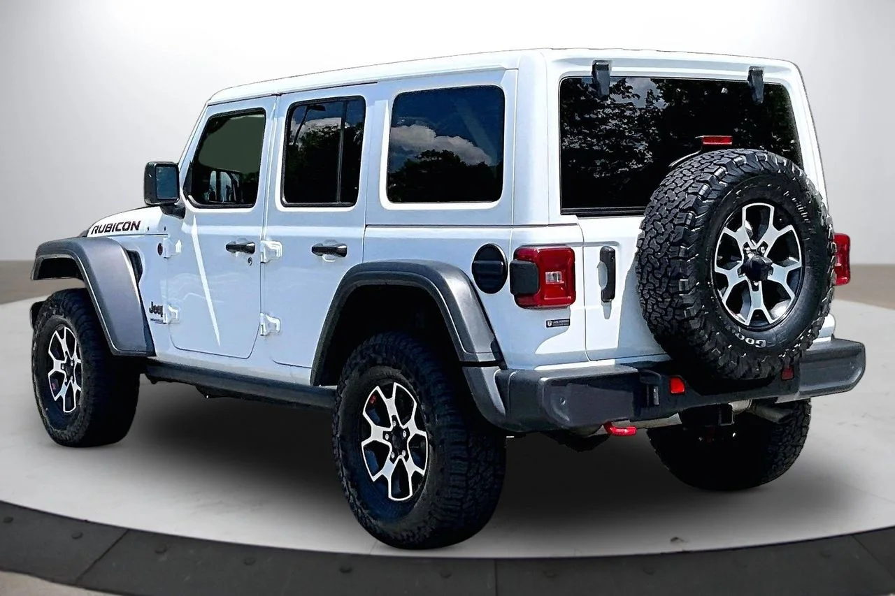 Used 2021 White Jeep Rubicon image 7