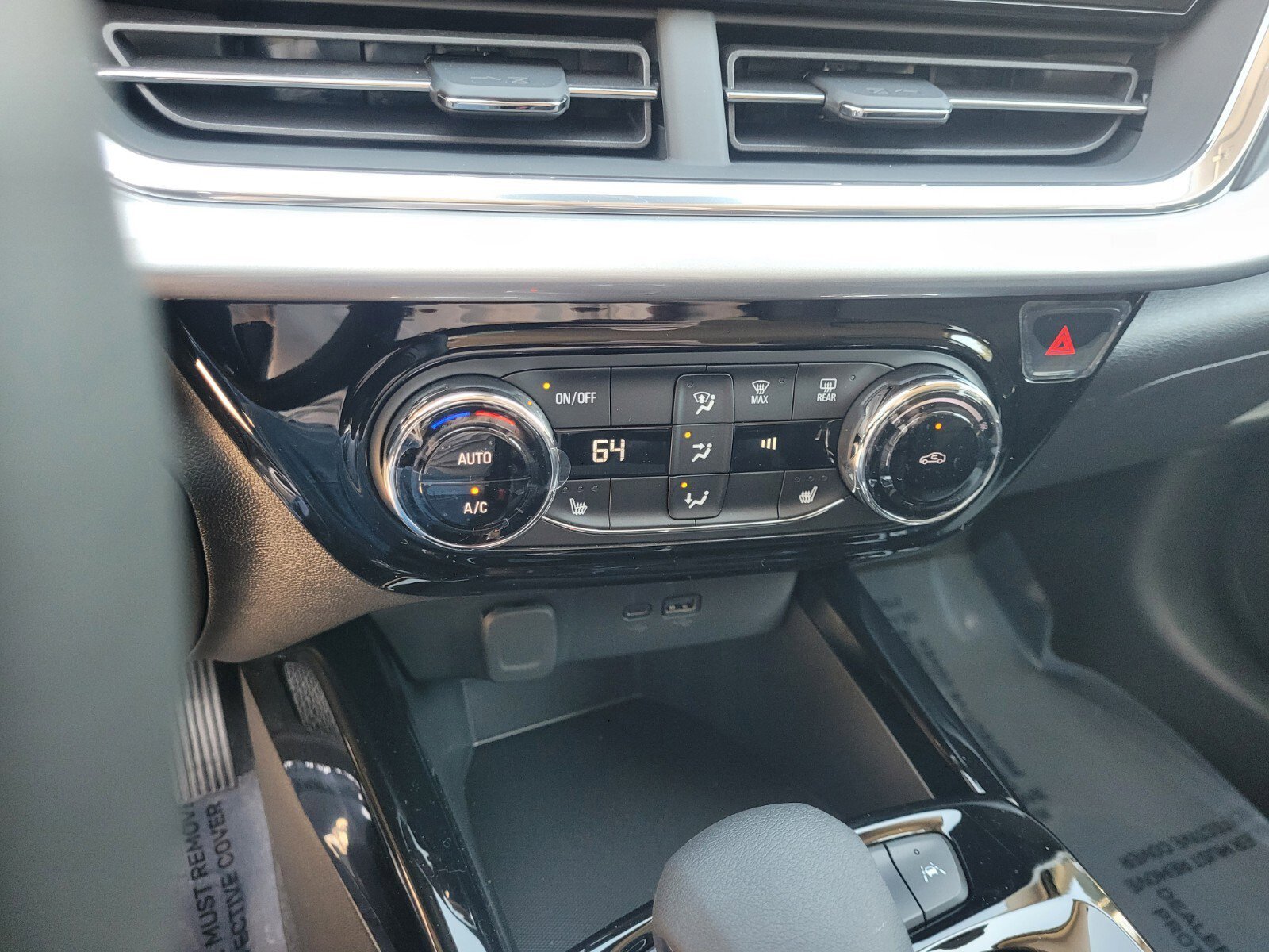 2026 Chevrolet Trax LT - Photo 27