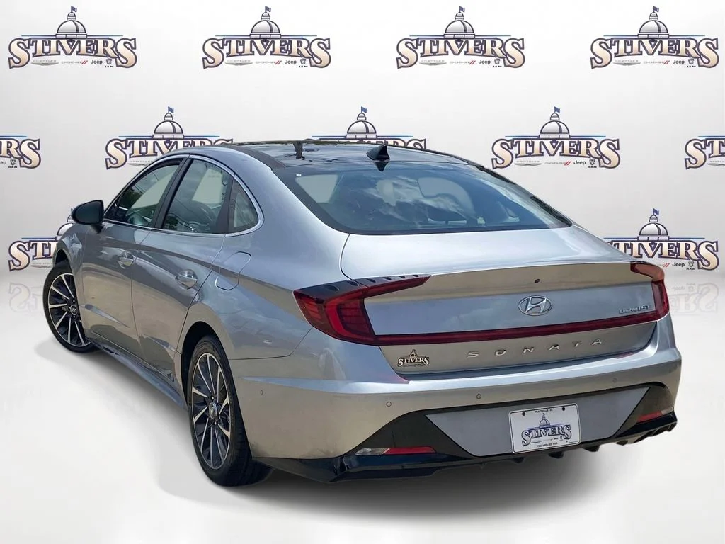 Used 2021 Silver Hyundai Limited image 6