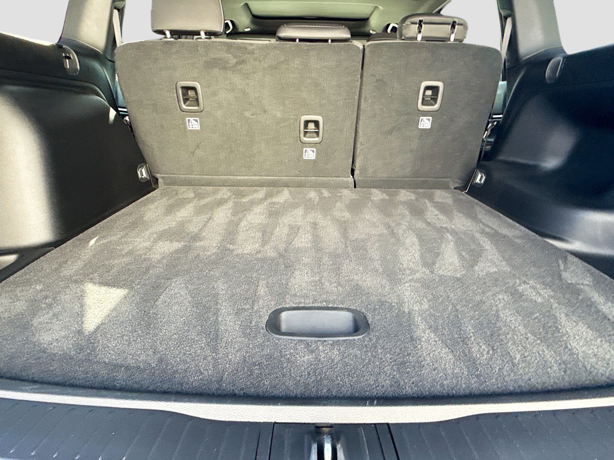 Used 2025 Silver Zynith Jeep Laredo X image 12