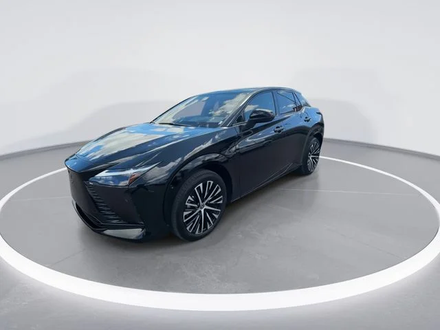 Used 2024 Black Lexus 450e Luxury image 4