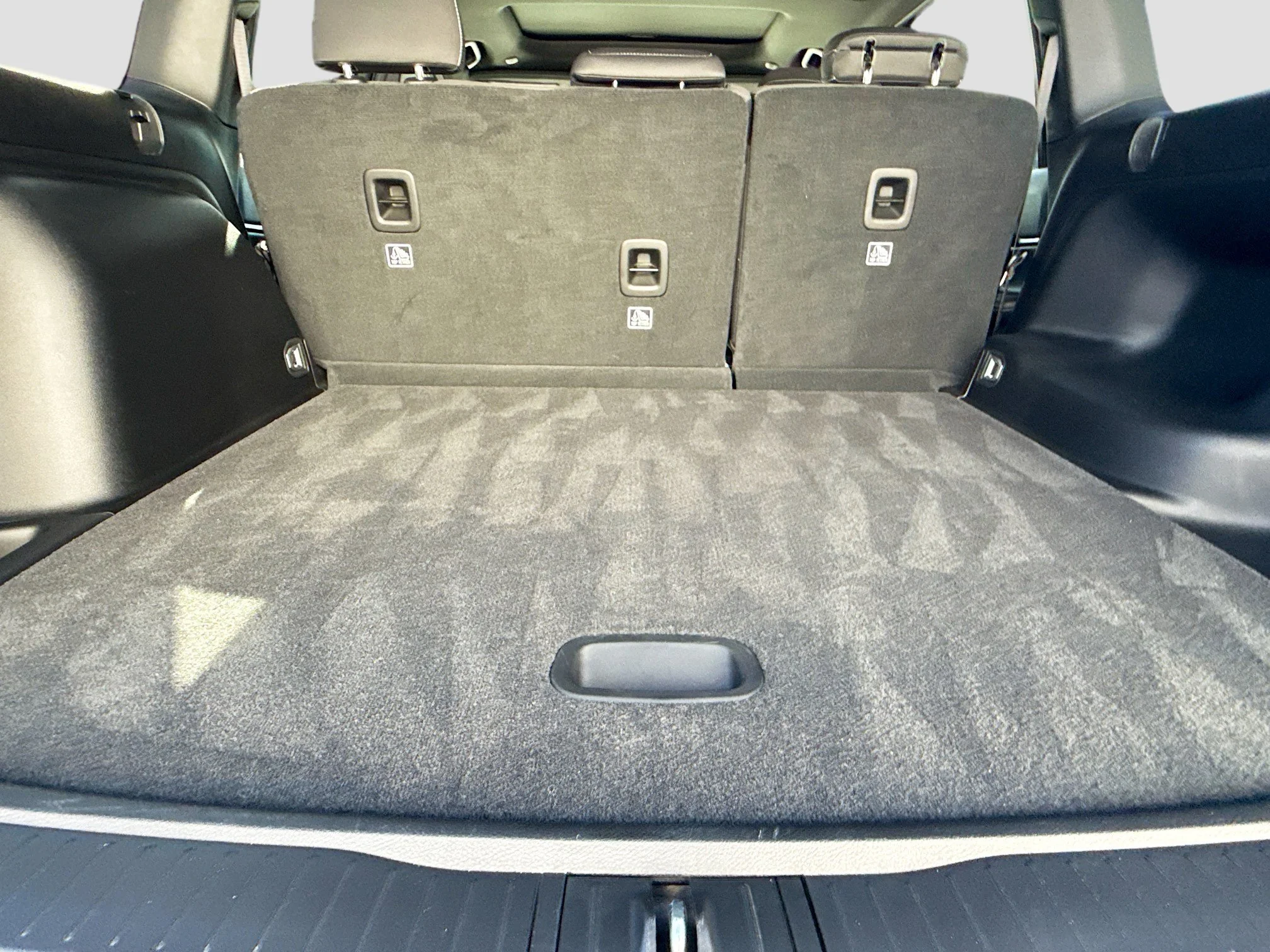 Used 2025 Silver Zynith Jeep Laredo X image 12