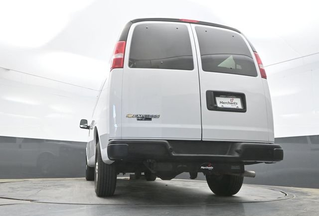 Used 2024 White Chevrolet LS image 36